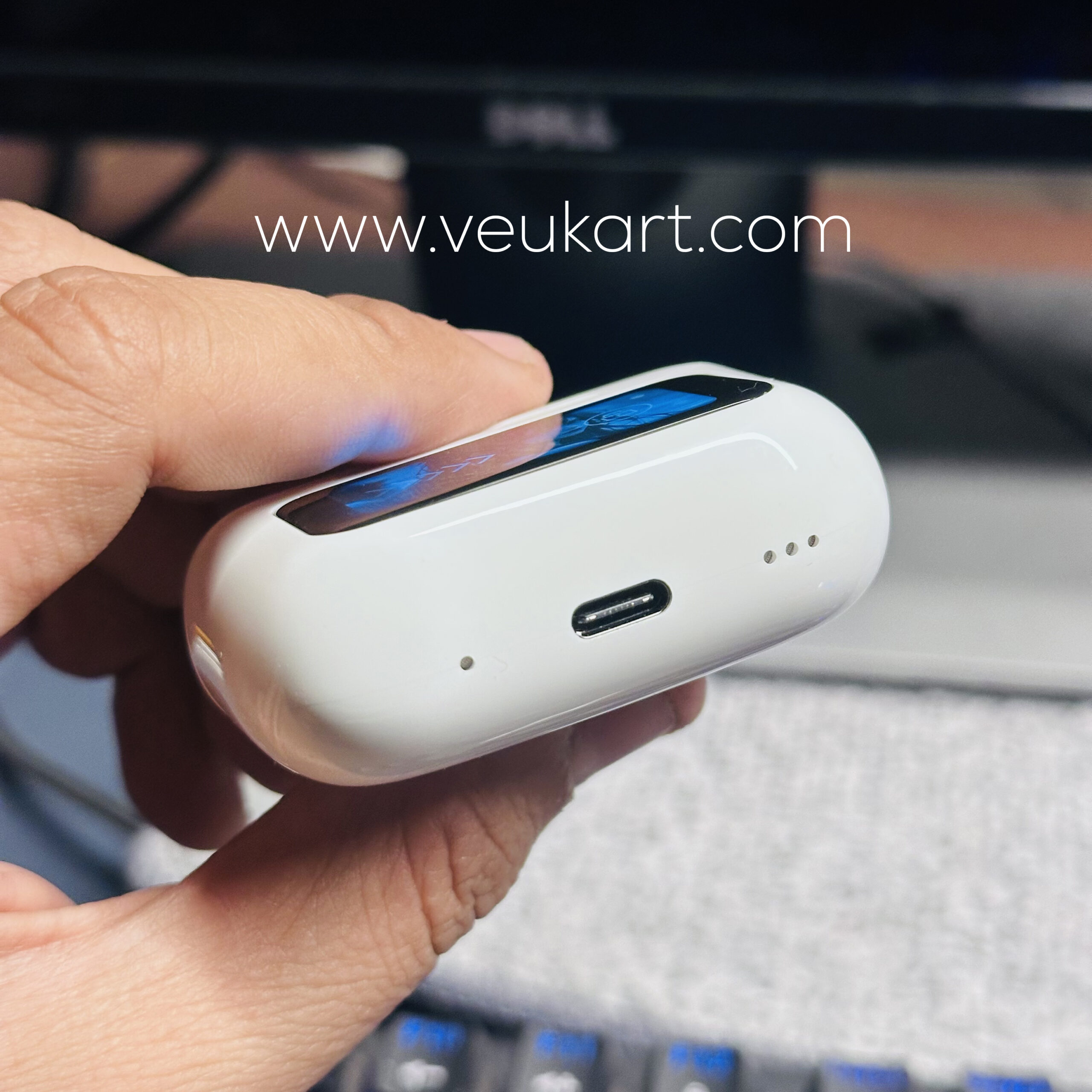 Airpods Pro Plus with screen_04